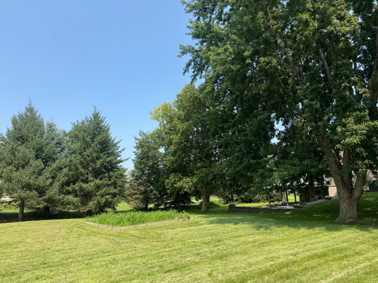 10908 NW 107th Street, Granger, Iowa - Lawn And Garden Bed